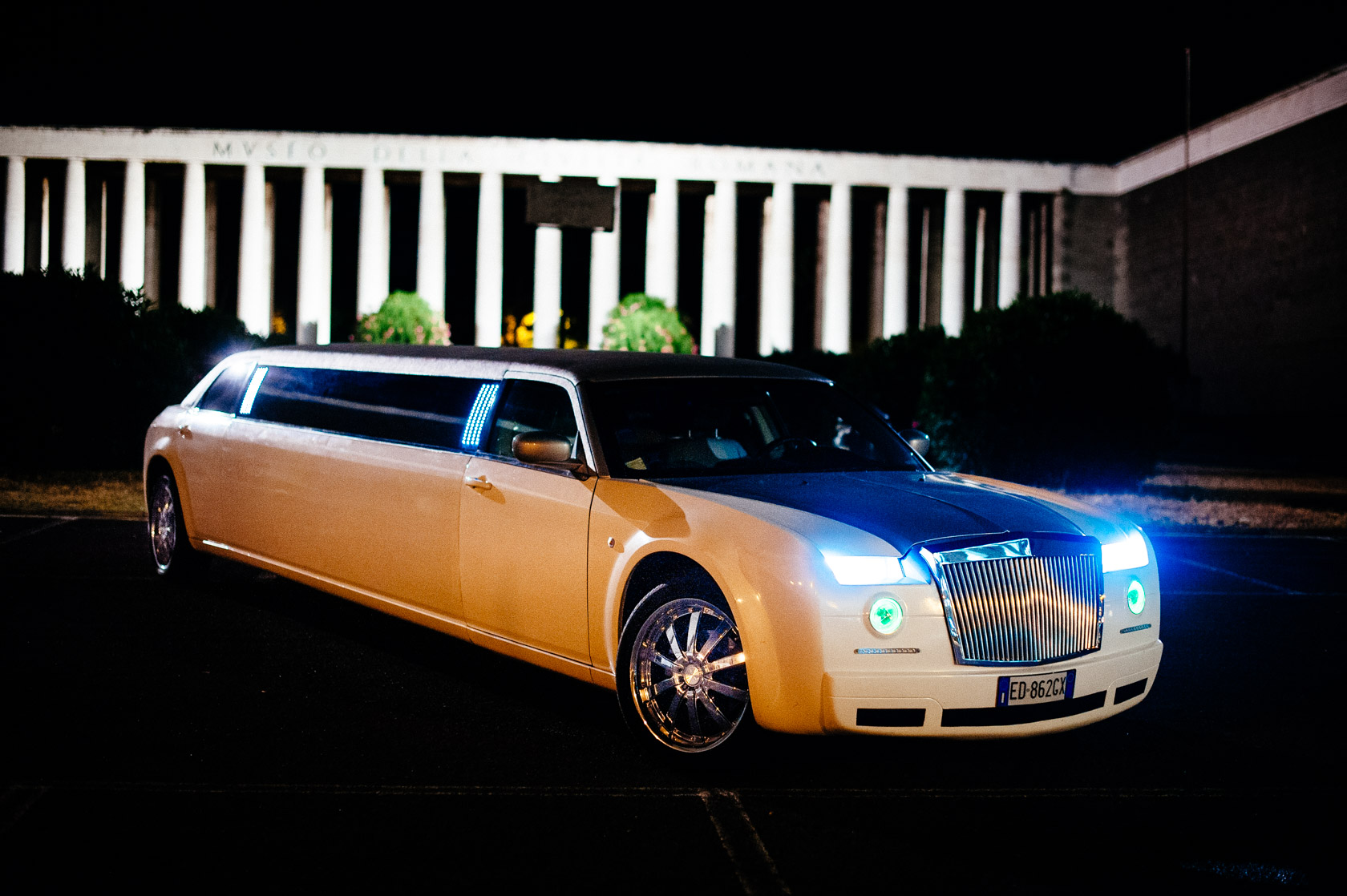 Picture of limo